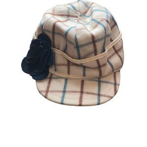 Stormy Kroger Hat Petal Pusher size 7